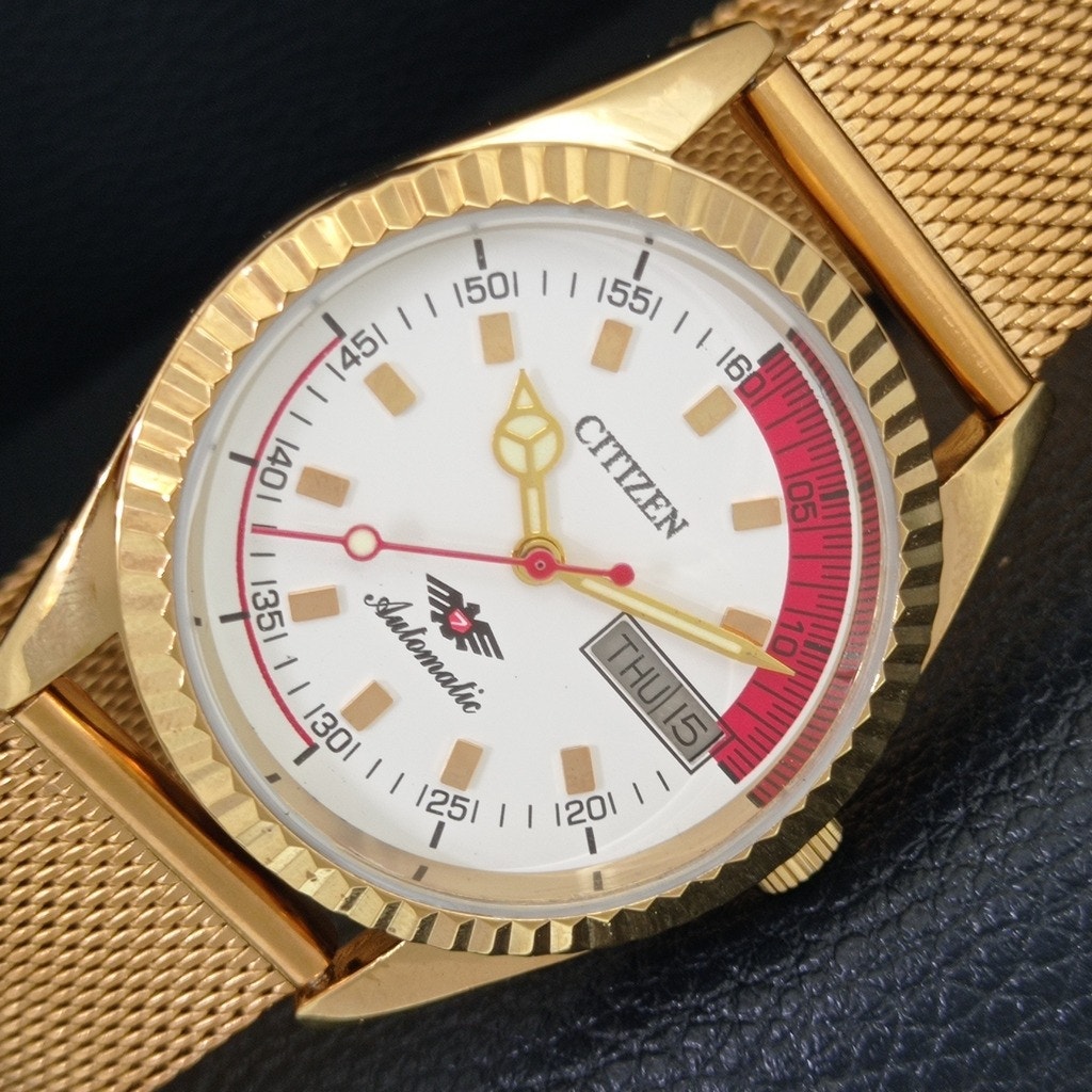 Vintage 1989 Citizen Automatic Mens Gold Watch WDaydate  White Accents